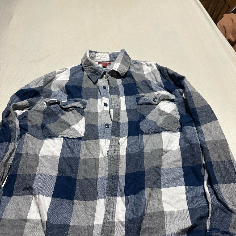 Men's Blue and Gray Plaid Shirt